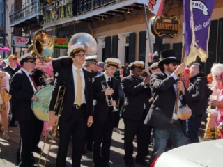 New Orleans Spice Brass Band - Parade - French Quarter, New Orleans, LA - Hansen Music Productions, LLC https://www.NewOrleansJazz.com
